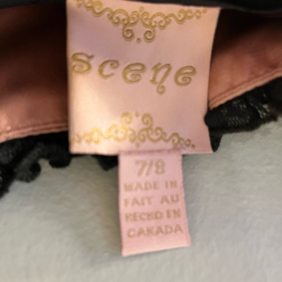 Little black velvet  dress with pink and and rhinestones embellishment - Picture 3 of 3